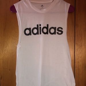 Adidas top